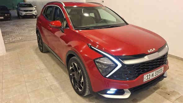 السلام عليكم 
كيا سبورتاج 2023 
 KIA SPORTAGE 2023

مرقم بغداد  / خليجي /مكفولة /  ماشية ٣٦ الف 
مواصفات السيارة : 
🚘 سعة المحرك 1,6L Turbo 
🚘 كير ماوس 
🚘 حساسات أمامية 
🚘 حساسات خلفية
🚘 لايت زينون + LED
🚘 كشافات 
🚘 بك لايت LED
🚘 ويل كب 19 ‼️
🚘 4 دسك
🚘 ماسحة خلفية
🚘 اريل نفكيتر 
🚘 مفتاح التشغيل بصمة
🚘 بصمة دخول الابواب ‼️
🚘 شاشة Apple Car play ‼️
🚘 كاميرا دوارة
🚘 المقاعد مخمل
🚘 حركة المقاعد الأمامية كهرباء
🚘 تدفئة المقاعد الأمامية ‼️
🚘 تدفئة المقود ‼️
🚘 تتسع المقصورة ل 5 ركاب 
🚘 مثبت السرعة Cruise
🚘 المودات والأوامر الصوتية
🚘 أوضاع القيادة  Drive Mode
🚘 فحص أنظمة السيارة 
🚘 حساسات اطارات 
🚘 مقود رياضي جلد حياكة ‼️
🚘 شفتات مقود
🚘 تبريد شاشة 
🚘 قطعتين تبريد
🚘 هاند بريك كهرباء 
🚘 ا ABS
🚘ا Auto Hold  أوتو هولد
🚘ا ISOFIX        ايزو فكس
🚘 نظام مانع الانزلاق
🚘 نظام نزول المنحدرات
🚘 اشارة في المرايا الجانبية
🚘 مخرج منفذ الطاقة ⚡
🚘 ا  Bluetooth / USB
🚘 بردة خلفية 
🚘 شاحن هاتف Wireless 
🚘 تطعيم الدواخل ألمنيوم

السعر : 228 $

رقم الهاتف / واتساب : 0707900  0775
