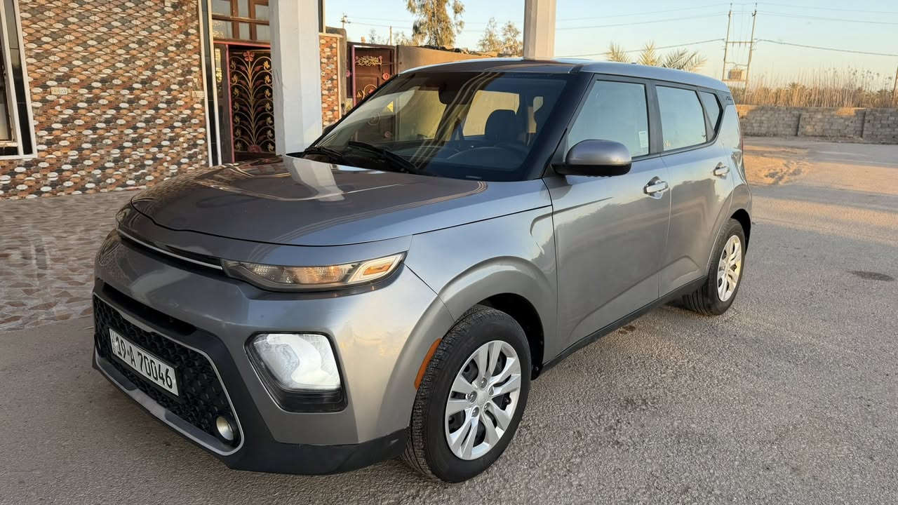 كيا صول مديل 2022  (رقم سياره كربلاء )(حجم مكين 2000دوش كير مكينه كفاله )(سياره جاهزه من كلشي اي نصف مابيه) (حادثه بنين وخشم جاملغ سونار مرفق مع صور باقي كفاله سياره )(موصفات سياره معروفه شاشا كبيره تحكم ستيرن جهتين )(السعر 138 )(رقم التليفون ***********)
