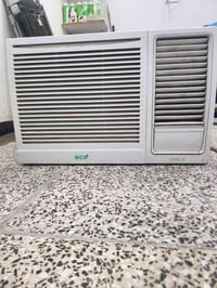 مكيف توسوت طنين كامل علا الفحص وضمان مكان بغداد الكماليه السعر 250 الف...