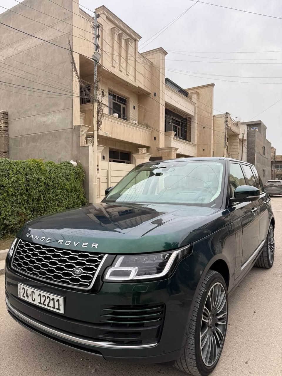 السلام عليكم
من انضف الرانجات اوتو بايكراف2018 v8 

داخل ملكي

مغلفة PPF

عازل حراري

درع جامع

كلشي مغلف بالسيارة

مكفولةمن (كير/مكينة/صبغ/بارد/شخط)

اي نقص مابيها سيارة بحالة الزيرو

ماشية 59.000km

على البلادي داخلها كلش نضيف

فول سيارة ١/١ كراسي مساج وفرس شغال

مكان السيارة بغداد 

***********
