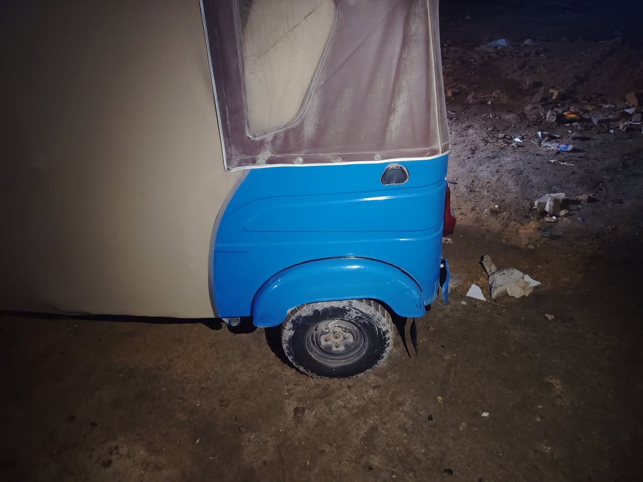 تكتك للبيع موديل واحد وعشرين الشراي يخابر ويدلل السعر اثمانيه ***********
