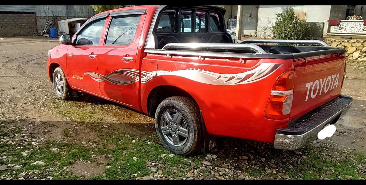 تويوتا 2013 كويتي شاصي 19
رقم كربلاء مشروع وطني شرط التحويل بيها صبغ صفحه +السقف 
البجم كله كبس
شاصي شرط ..صدر جديد ..محرك مامفتوح بي بداية تبخير 
مكان السياره الموصل 
السعر 145
***********واتساب
***********
