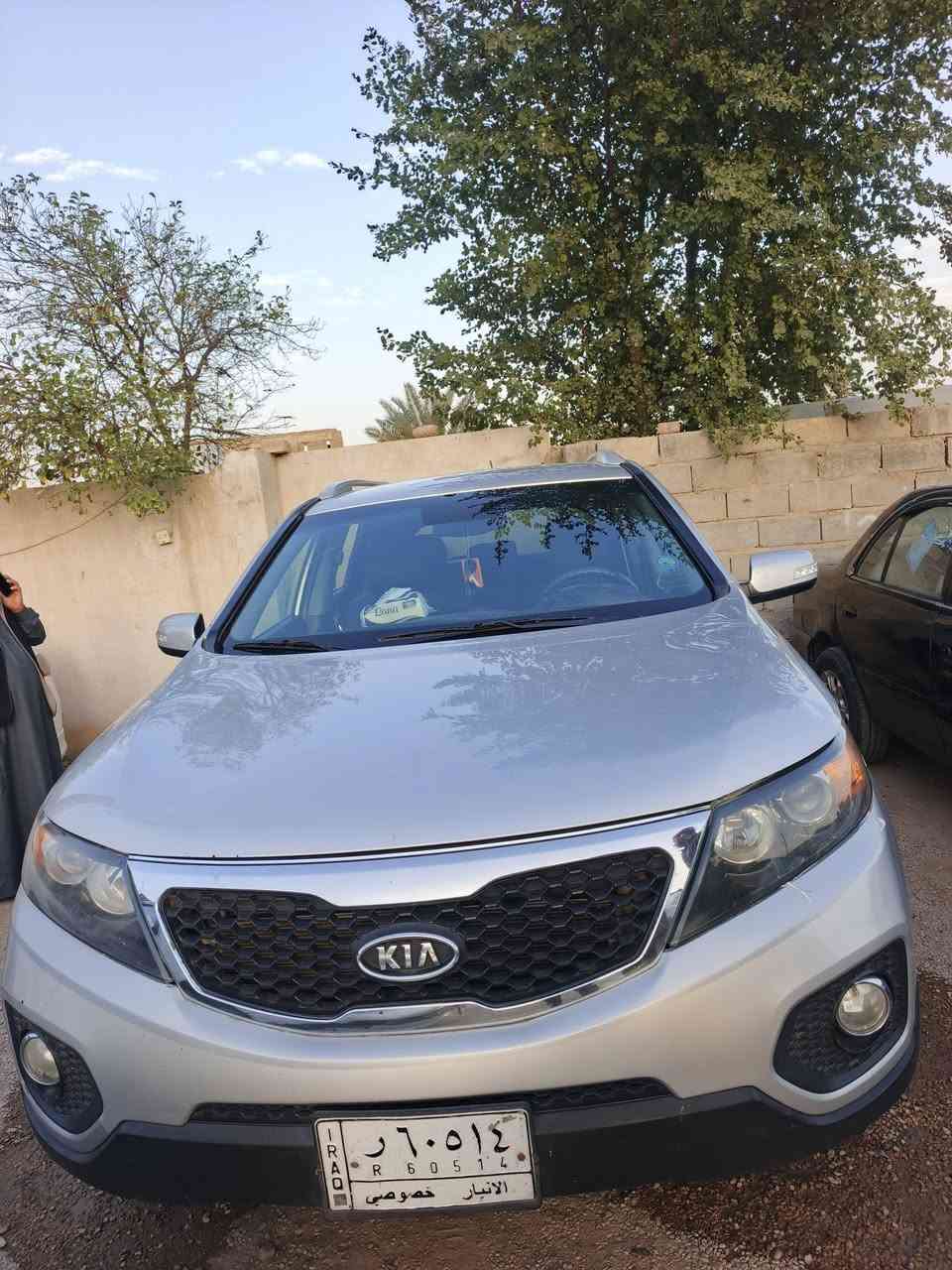 سلام عليكم سورنتو اربعه سلندر مكفوله عده ضربه بالجنطه سياره جاهزه من كلشي مال جناي تحويل شوكت ما يعجبك مكاني عامريه الفلوجة ضربته نزلنه بصور***********
