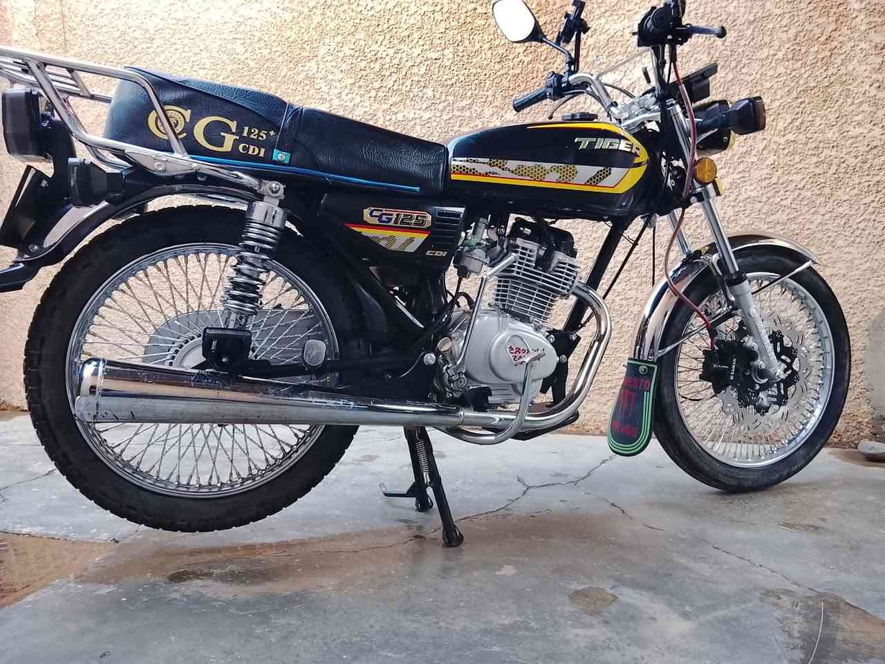 تايگر 4 گير موديل 2025 مستعمل 5 اشهر فقط
ماشي اقل من 6 الاف كيلو بس 🏍️

كلشي بي شغال (شاشة وكهربائيات)

السعر المطلوب 700 الف

التواصل خاص 

او الاتصال على الرقم  ***********
