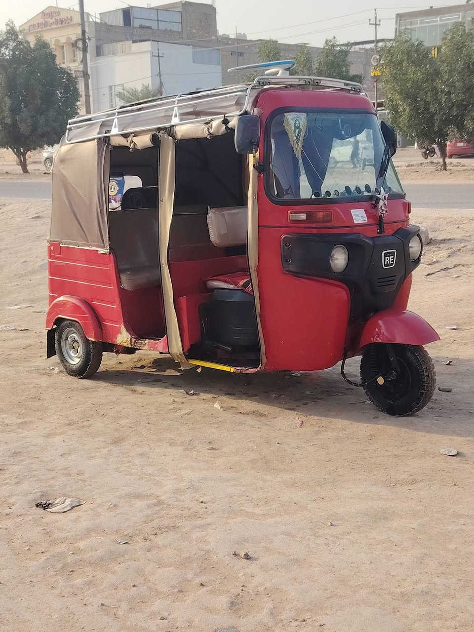 السلام عليكم تكتك مديل 2018 طالعه بل 19 مكتوب 10 رقم نجف سنويه ل28 التكتك بسم مَـرّھٌ ومتوفيه واخوها يتكفل بكلشي عشائيرين وحكوميه  بيه خيط بخار هستوه بده  نضيفه ڱڵـه  جديد تخم تاير ضفيره باتري غراضه ڱڵـه  جديد دوشمه مسجل
مكاني نجف الاستفسار *********** الشراي بي خير ويدلل ولحد يطي سعر م̷ـــِْن عده الماتعبجه اكو هواي بل سوك التكتك متعوب عليها
