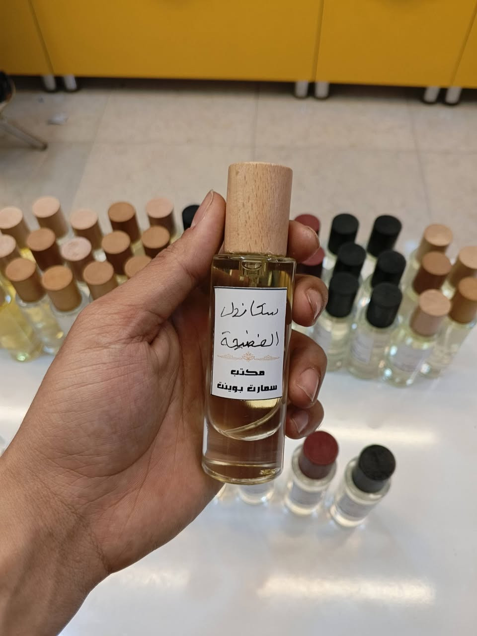 سوينالكم تشكيله من اطيب العطور المشهوره بسعر 4000 دينار🔥
حجم العطر 30 مل ✨

بربري هير 
بروز احمر
سكاندل الفضيحه
يارا لطافه
L3
بكرات روج
انا الابيض
سوفاج

متوفر توصيل داخل النعمانيه وباقي المحافضات 🔥
مكتب سمارت بوينت احمد العزي 
العنوان / المربع الذهبي مقابيل دار الحاج رضا الحسون


**إذا كنت صاحب هذا الإعلان وتريد حذفه لأي سبب، رجاءا أرسل رسالة إلى الدعم الفني**