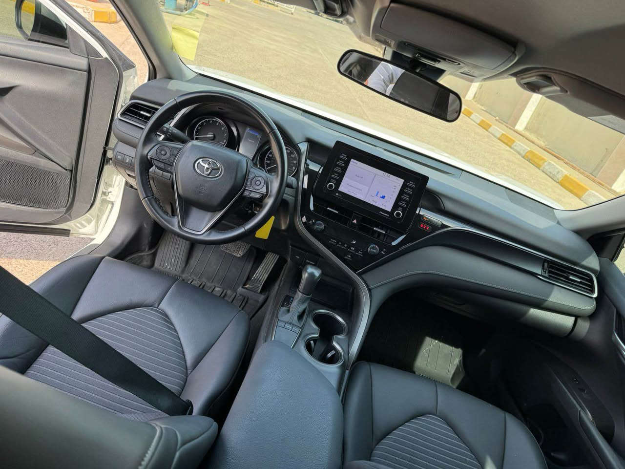 تويوتا كامري موديل2024 
(ماصوفات)
ويل كرو
لايت ليت و زينو
ثلاث مود يكو و نورمال و سبورت 
كوشن مساج هيتر كهرباي 
سيارة كامل حساس و رادار
كاميرة و شاشه كبير
كوسن جلد و شامو
 (ضرر سيارة)
سيارة بدون دواخل و يرباك مامفتوح يرباك سقف هم مامفتوح  صبغ جملغ شبر قباغ صندوق دعامي بدون صبغ محرك و گير شرت  حجر رادار بيلادي ماشي22 الف 
*********** اكر, نينوى
