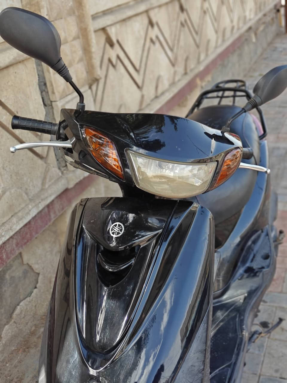 اكزز ياباني نوزل دراجة رمبه كفاله عامه مكينة بلكارتون بشرط برغي ممفتوح بيهه كفرات اصليه دراجه كلهه بلاديه. ماشية 16 الف
مكانه كربلاء طويريج 
مكفوله ***********
