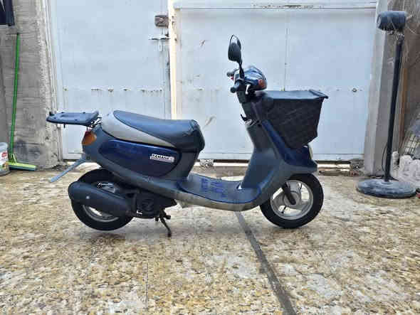 السلام عليكم دراجه ام سله خطين مكينه مامفتوحه بلاديه اكسن مابي صوت دراجه كله شغاله سلف هندر نكره دشبول كيج بانزين اربع اشاير لايت هورن كله شغاله قفل جنطه  تايرات زوج جدد الدراجه كلش حلوه. سعر.  ٤٢٥. وبيه مجال مكاني مسيب.  تصال فقط   ***********
