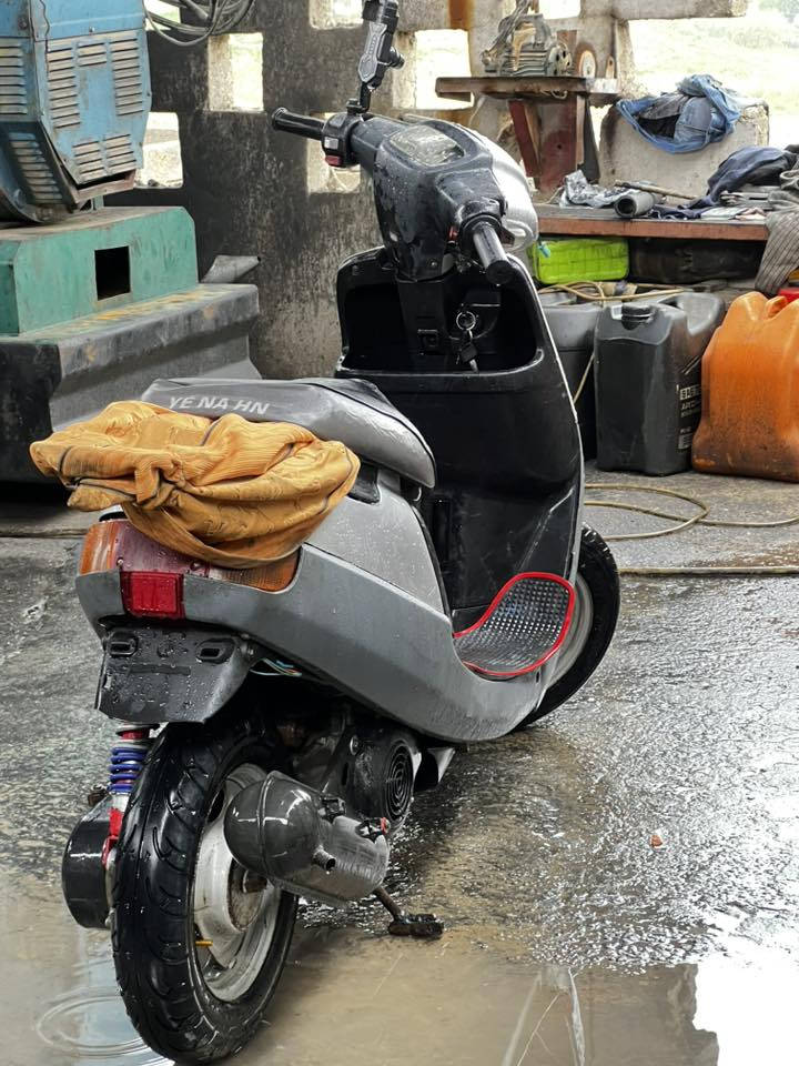 ماطور ياماها بوتين فول نظافه هندر واحد يشتغل معدل شرط ٦٠ إذا مو ٦٠ لا تاخذو
عندي التريشه مال البك لايت مكسوره البك لايت جديد وايرمنيه كلها شغاله بس عندي السلف يرادلو تنظيف الماطور والله فول نضافه الستفسار عن السعر ينطيني سعر عجبني بعت ما عجبني ما بعت أنطيني سعر الرقم *********** /
