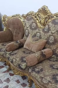 تخم زان • عشر مقاعد • كنب