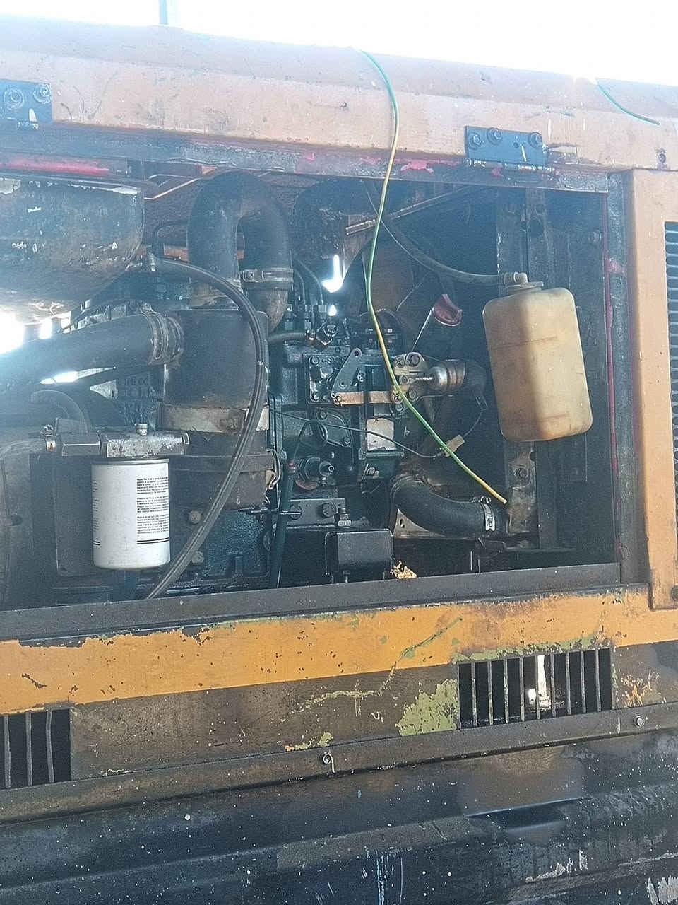 مولد كابوته ٣بستم محرك بشرط
توليد بلادي كامل  السعر ١١ورقه


**إذا كنت صاحب هذا الإعلان وتريد حذفه لأي سبب، رجاءا أرسل رسالة إلى الدعم الفني**