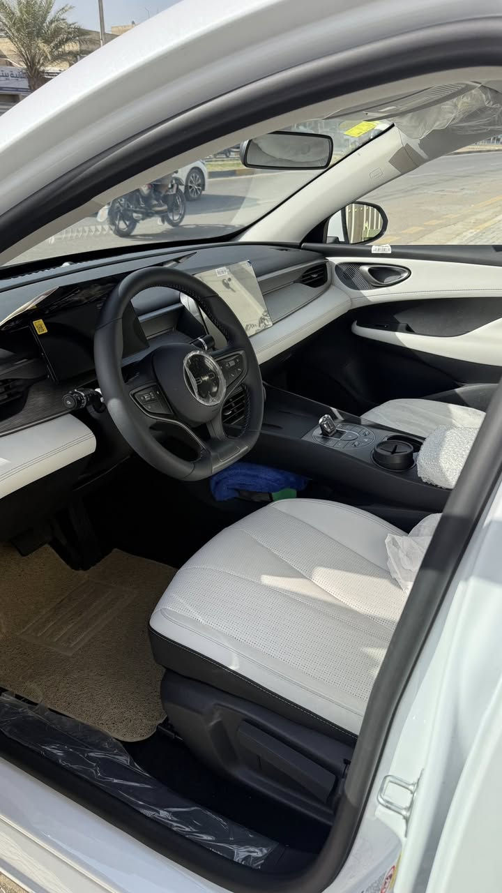 ‏BYD سيل 5 موديل 2025ومراوس بكورلا كروز
رقم بغداد الجديد كامل

‏BYD سيل 5 موديل 2025

رقم بغداد الجديد كامله

السياره زيرو بدون اي ملاحضه

🔰 المواصفات

انتبه السياره : هايبرد & بانزين & كهرباء يعني التفويله الوحده بانزين تمشيك 2100 كيلو

سعه التانكي 65لتر 

حساسات 360

حجم المحرك 1.5

شاشه كبيره

هند بريك كهرباء

دشبول شاشه ديجيتال

اوتو هولد

مفتاح التشغيل بصمه

تشغيل عن بعد تحكمات مقود

منفذ طاقه

منافذ شحن

مقول جلد حياكه

دخول ذكي

3 وضعيات قيادة

اشاير بل مري

تتسع المقصورة ل 5 ركاب

المقاعد جلد رياضي

اريل نفكيتر

لد امامي LED

‏LED بك لايت

قطعتين تبريد 

مثبت سرعة

حجم الاطار 16

مانع تزحلق

شاحنه خلفية

البطاريه ليثيوم الاقوى والاطول عمرا في عالم الهايبرد

السعر 19 وبيمجال الطيبين 
📍مكاني بغداد حي الجهاد الساتذء


**إذا كنت صاحب هذا الإعلان وتريد حذفه لأي سبب، رجاءا أرسل رسالة إلى الدعم الفني**