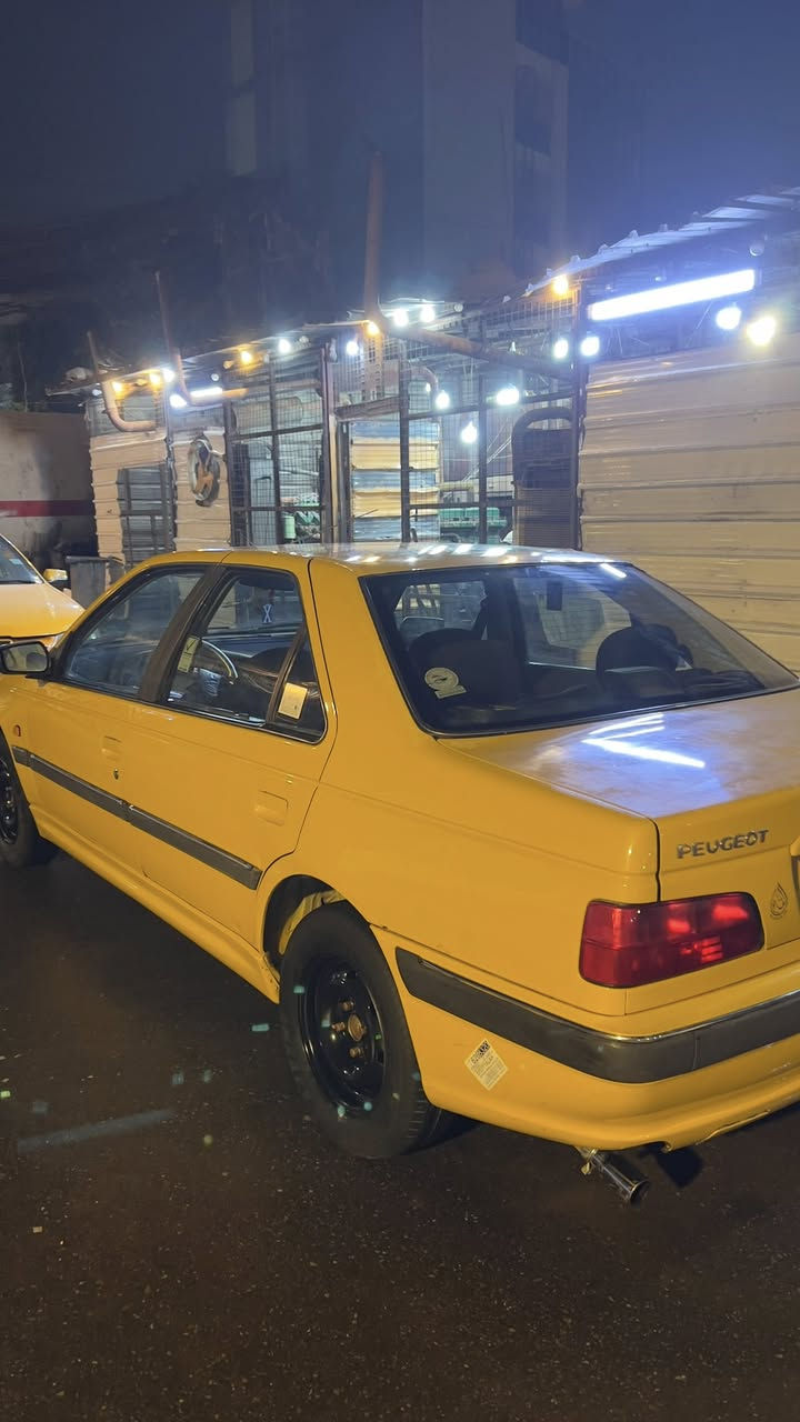 سلام عليكم بيجو بارص 2015 سياره خير من الله بيه جاملغ وبنيد السعر43  مكان السياره مدينه الصدر ***********
