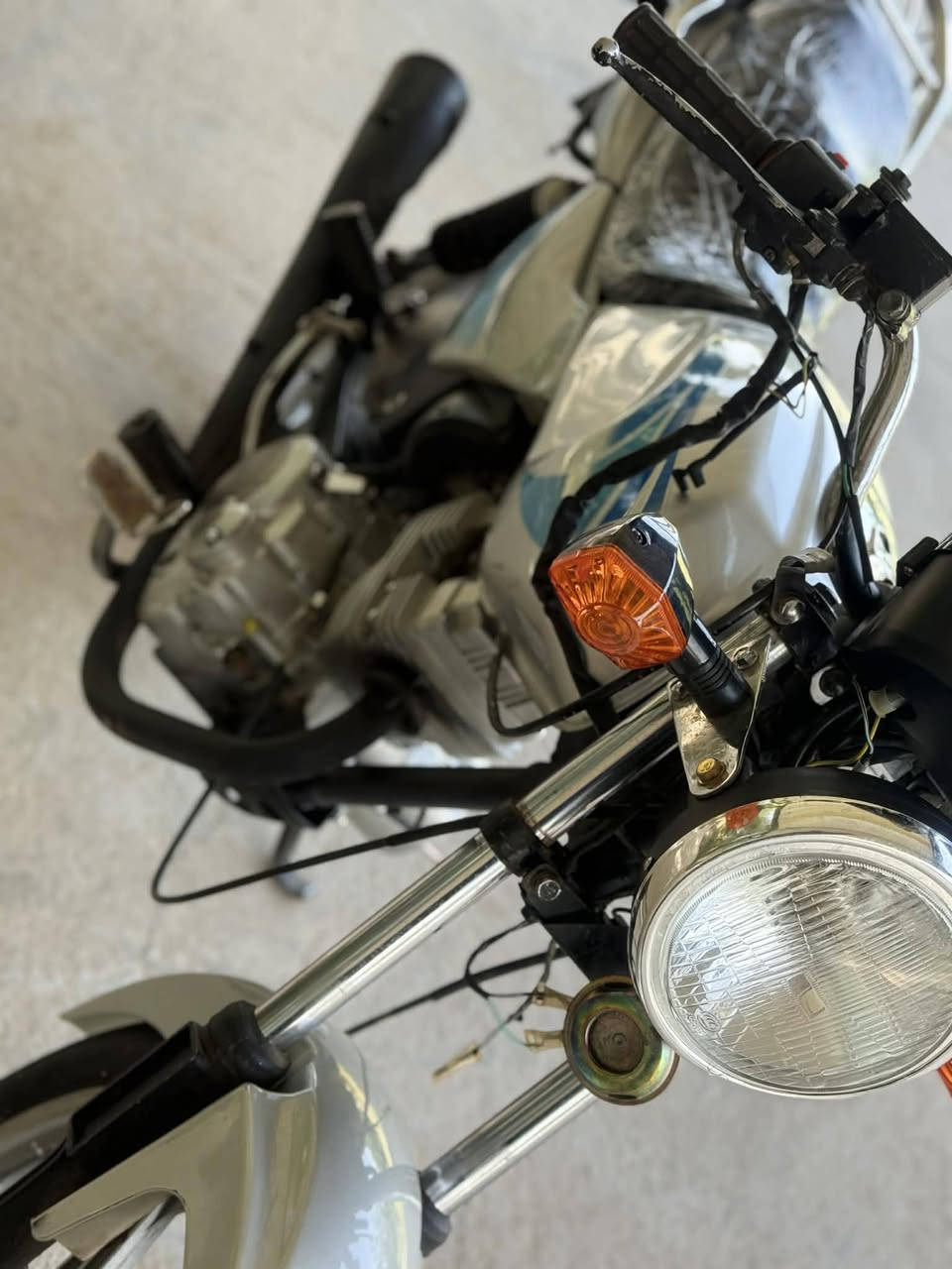 سلام عليكم دراجه دايون عضم اوراق استنساخ مديل  2021 الدراجه مكفوله السعر 600وبيهة مجال قليل  مامفتوحه المكان بابل الشوملي الاتصال عل الرقم ***********مامتواجد خاص
