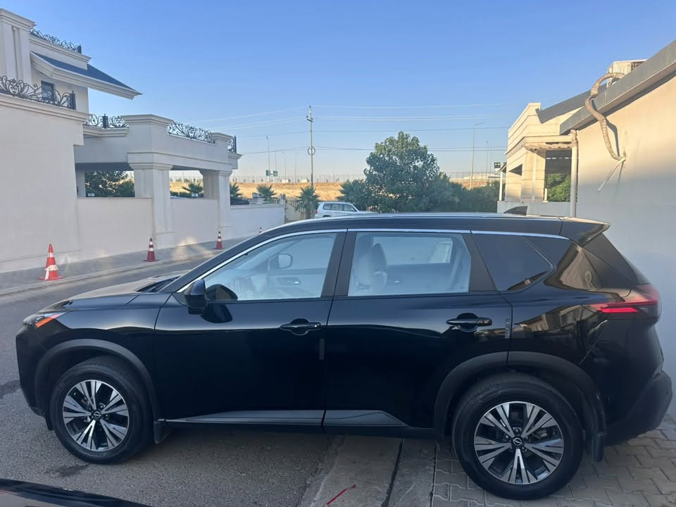 نيسان روج موديل 23 sv
ماشيه 30 m الضرر دعاميه خلفيه 

المكان اربيل *********** السعر 160

JN8BT3BB8PW475777 الشاصي
