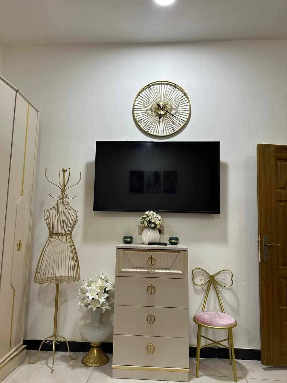 البيت للبيع طابو زراعي 100 متر سند 25 وجهه 5 نزال 20 التقيه الثالثه قرب مدرسة البشير بناء طابوق صب كونكريت السعر على الاتصال ***********

