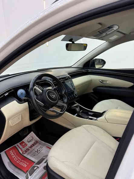 توسان 2024 ( خـليـجـي )
مكلف بالنشر 
بعدها بضمان الشركة
السيارة كلين مكفوله من الدعامية للدعامية فقط رصعه صغيرة بقبغ الجنطه
 
ماشية 48 الف حقيقي 

فول مواصفات عده البانوراما

•المحرك :  دوش 2000

•دخول ذكي

•تشغيل عن بعد 

•تشغيل بصمة 

•جرس تنبية عنده السرعة 120 

•لايت دوار معه الاستداره 

•مري شفط 

•كشافات 

•شاشة كبيرة 

•حساسات امامية خلفية

•مصابيح امامية زنون مع LED 

•مصابيح خلفية LED

•تتسع المقصورة ل 5 ركاب 

•مقاعد امامية كهرباء

•مثبت سرعة  control Cruise 

•أوضاع القيادة Drive Mode ايكو_سبورت_نورمال 

•فول تحكم ستيرن

•هاند بريك بصمة

•نظام مانع الانزلاق 

•نظام نزول منحدرات 

•أشاير بالمري 

•اوتو هولد

•شحن وايرليس

. مدخلين  USB 

•ستائر ابواب خلفية

•مري كهرباء

•مود درايف

•تبريد امامي خلفي قطعتين

باقي المواصفات المعروفه 

رقم بغداد بأسمي تحويل ثاني يوم

السعر 220 مجالها حيل بسيط
رقم صاحب السيارة واتساب : ***********
