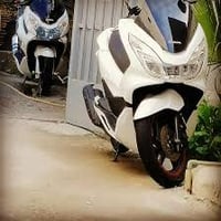 دراجه pcx 2024 كامل مابيهة اي نقص للاستفسار اكثر الاتصال بالرقم غير مت...