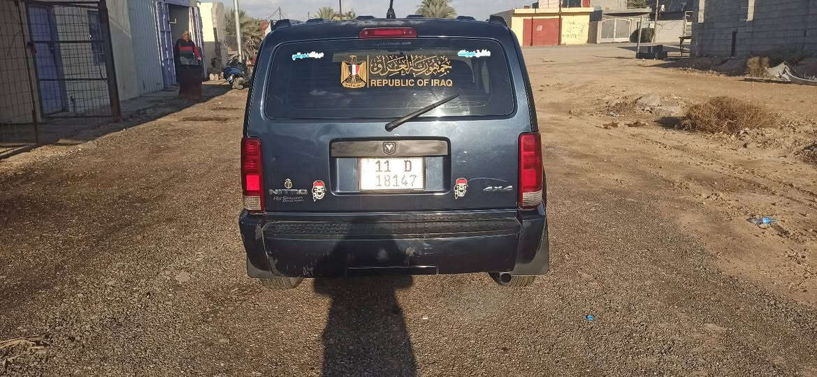 السلام عليكم دوج نترو موديل 8 كير ومكينه خير من الله حداديه كهربائيات خير من الله تبريد شغال تخم تاير باتري جديد الف متصرف عليها ادامه كامله منضومه البانزين 
رقم بغداد تحويل ثاني يوم 77 وبيها مجال او مراوس بلبرتي ماروني 
***********مكاني نعمانيه
