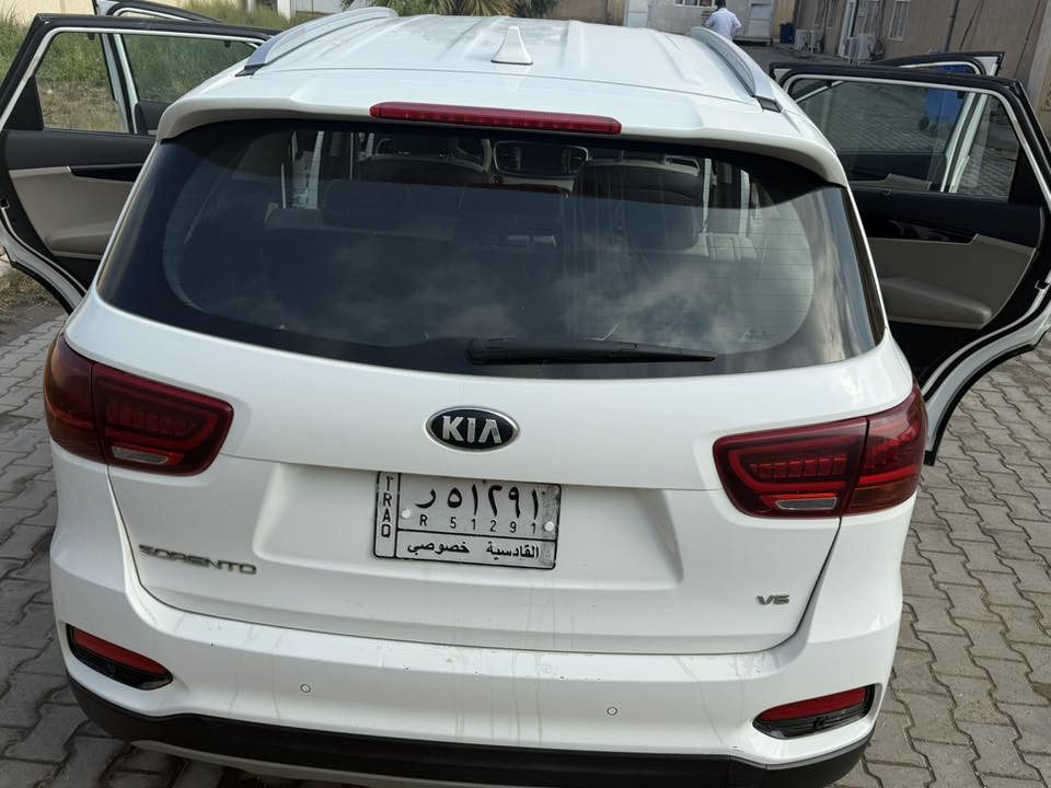 سورنتو 20 قادسيه بيها حالوب ناعم ماشية 165 نص فول للتواصل ***********
