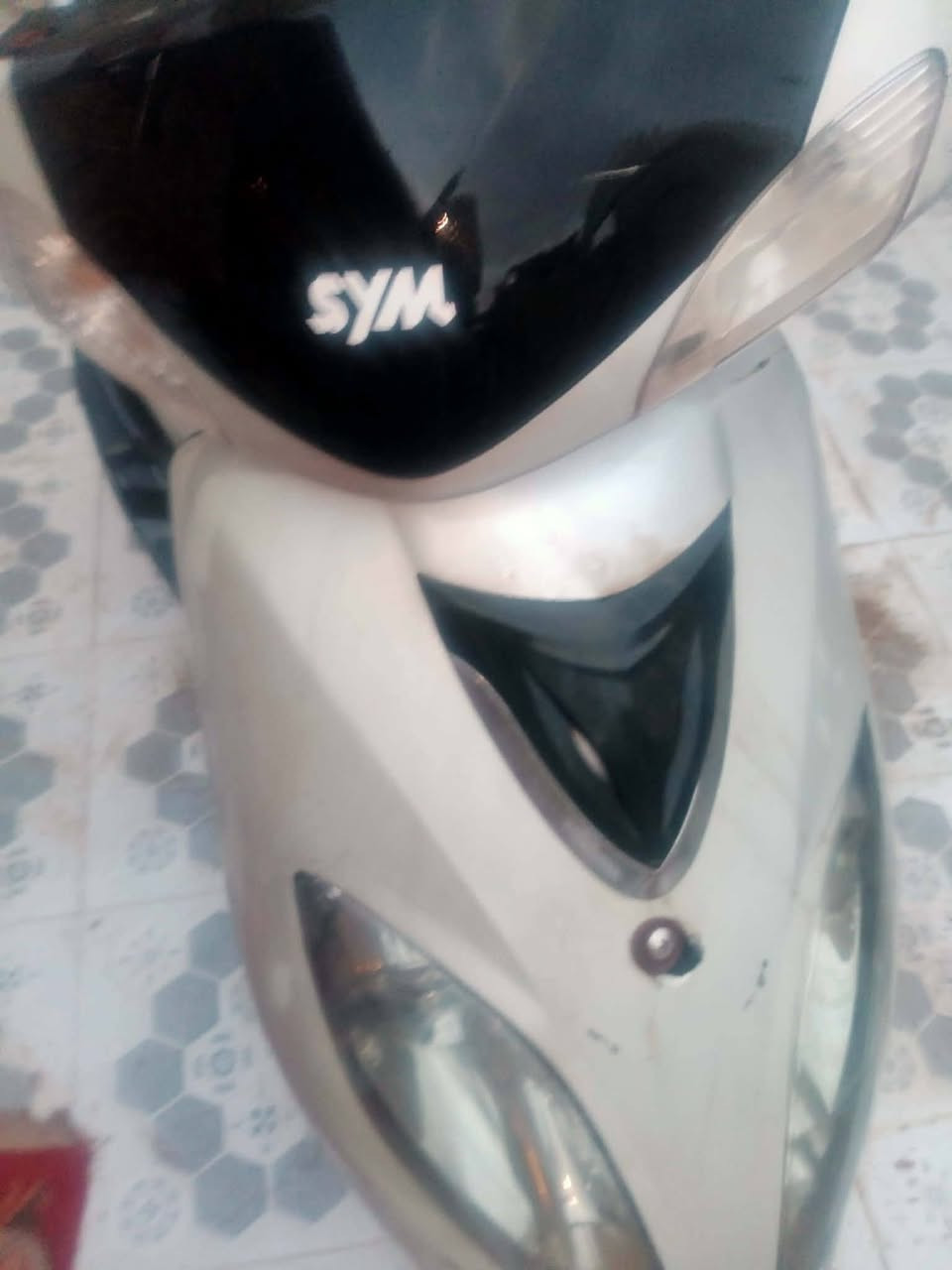 سلام عليكم دراجه سيام دراجه حلوه عطلانه ومتروكه شي ع شي خمسين الف ترجع صاحيه وتكفيك عمر للجناي سعره 60الف وبيه مجال وعلي مو سعره بس متوازي خاص مفتوح ***********
