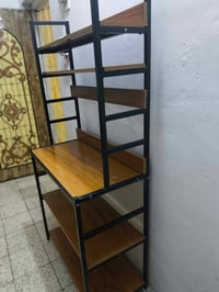 ميز مطبخ • نضيف جداً • عمارات سعيده