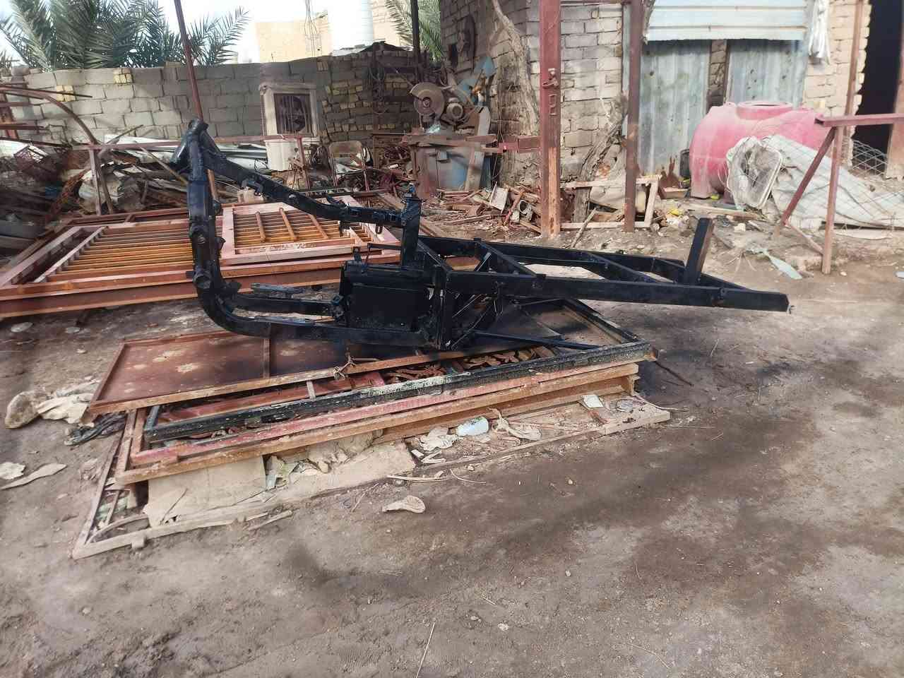 شاصي مال ستوته ام تي ار للبيع بدون اوراق ضايعه اوراقه مكفول من السرقه والعشاير الي ايريده يتصل عله هاذه الرقم *********** بي واتساب المكان  الافهود البنك الغربي
