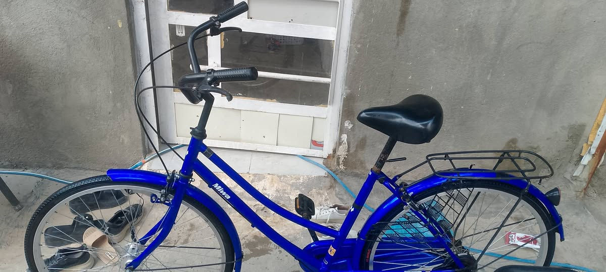 للبيع في بابل بايسكل حجم 26 نضيف حيل موديل 2021  سعر 145 الف مجال قليل للشراي وتساب *********** بالواقع احلى من الصوره
