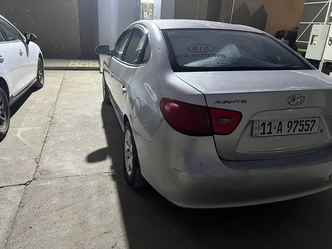 افانتي 9 بيه جراد بنيد وقماره وجنطه  مابيه صبغ وبيه سونار 
بغداد سعر 87وبيه مجال ‭0783 895 9059‬
