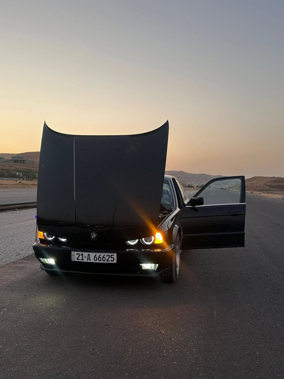 سلام عليكم

بي ام دبليو 

للبيع 525اصل

كير عادي موديل 89

تبريد  شغل 

بجم عريض 

تايرات جدد 

رقم سليماني شرط تحويل 

مكاني سليمانية

واتساب ***********
