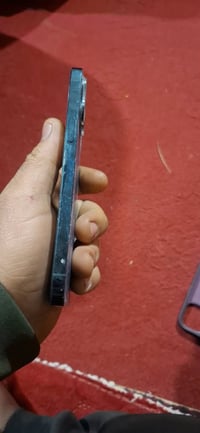 ابفون ١٢ برو ماكس   بطاريه ٨٢  ذاكره ٢٥٦  تك   كله شغال عده الضهر   ال...