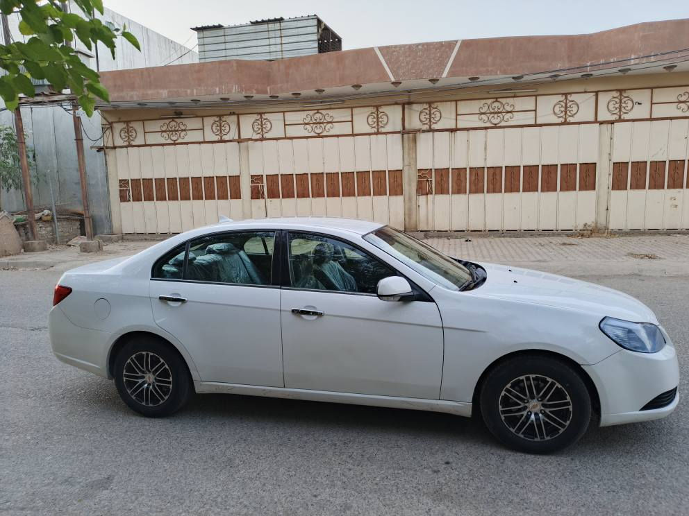 شوفرليـــت ابيكــا خليجــي
موديل 2008
رقم سليمانيه سنويه و هزه جديده
ضررها جامرلغ امامي طرف السايق بدون دواخل بدون ارباك+شبر باب طرف السكن و الباقي مكفوله 
سياره جاهزه و جديده بدون نقص
گير محرك و تبريد بشرط 
محرك 6 سلندر بلادي و اقتصادي بل بنزين سعرها 73 وبيهه مجال 
السياره ابكركوك والشراي يخابر *********** كركوك, العراق
