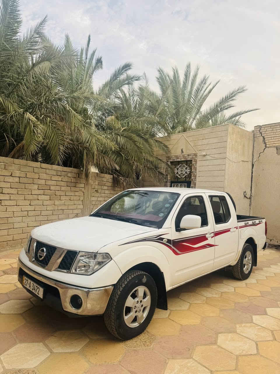 نيفاره للبيع محوره ففيتي مكفوله من الضربه والكلبه كير ومكينه مكفولات شرط الفحص تبريد ثلج ارقام دولي سنويه ل 30 بأسمنه تحويل  حذاديه جديده سياره حلوه وجاهزه بدون نواقص
العنوان بصره قضاء المدينه بني منصور ***********
