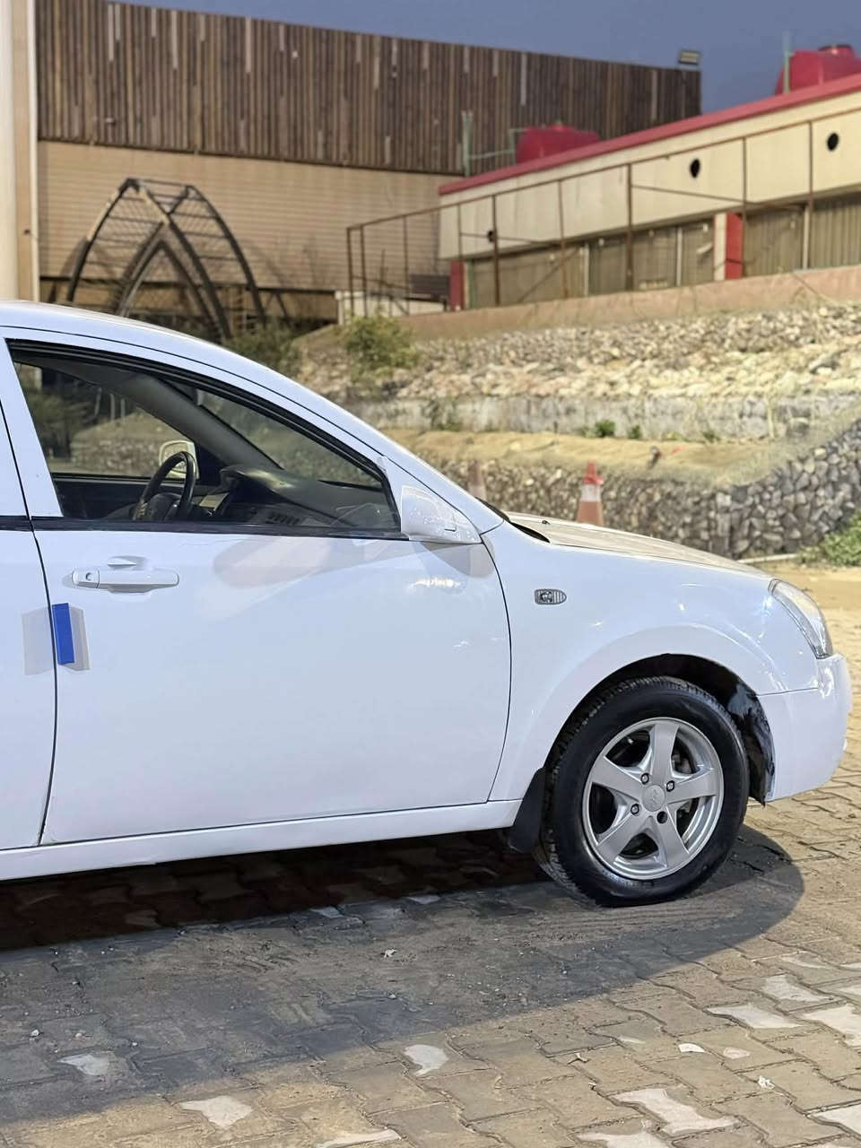 شيري 2013 A5 رقم دولي سنوية جديدة السيارة على ايدي وكلش جديدة وناعمه وترايها جديد
محرك الفين وكير اوتماتيك ميكانيكي مكينة وكير نظيفات بدون 
لاتنقيص ولاتبخير 
حدادية مسويها ادامة كاملة وتخم تاير نظيف 
دوشمة على ايدي وغرفتها كلش جديدة السيارة نظيفة وناعمه 
ومتحتاج اي مصرف ومواصفاتها حساس خلفي وتحكم ستيرن واي بي
اس وكشافات واربعة دسك ولايت عدسة 
مكفولة من الضربة والتبديل والدواخل وتروح للسونار تنفحص وجانيها
السيارة رقم النجف 
سيارة موجودة مكاني بغداد الدروة 
 واتساب ***********
سعر 55
