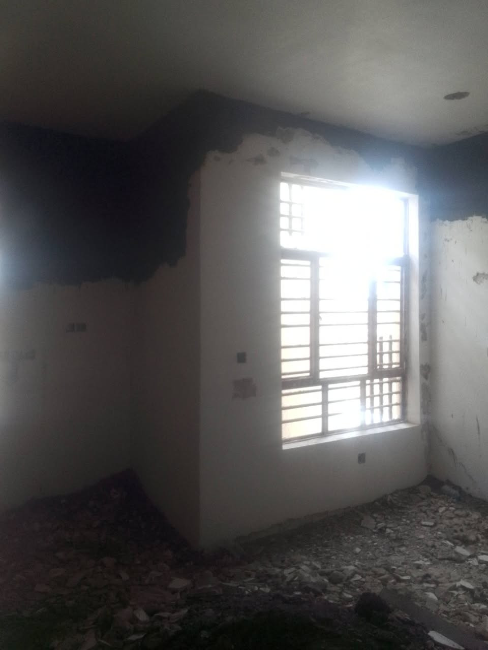 سلام عليكم ورحمة شغل نضيف صطار بياض كادر خابر دلال ***********
