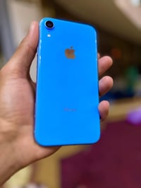 آيفون XR • ١٢٨ جيجا • بصمة موقوفة
