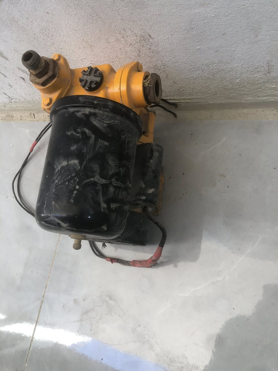 السلام عليك
عندي هاذة الكيزر و الماطور 
للبيع مكاني بل شعلة


**إذا كنت صاحب هذا الإعلان وتريد حذفه لأي سبب، رجاءا أرسل رسالة إلى الدعم الفني**