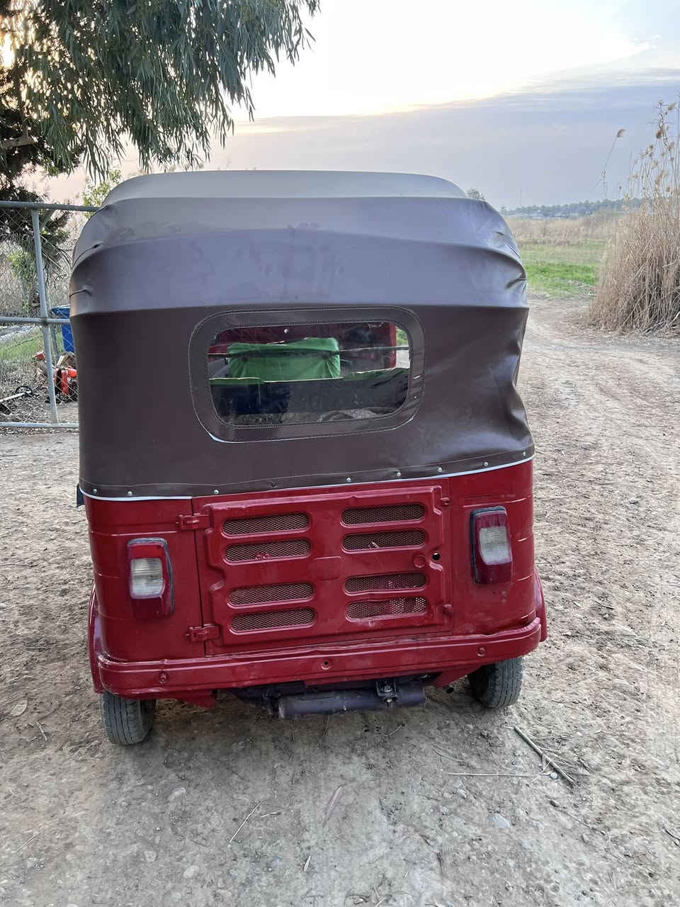 السلام عليكم تكتك موديل 18والمكينه موديل20نضيفه وحلوه مصبوغه عام اوراق ضايعه بس القرص مالها موجود اتكفلك من السرقه ومن جميع النواحي الشراي يتصل ويتدلل وسعرها مناسب


**إذا كنت صاحب هذا الإعلان وتريد حذفه لأي سبب، رجاءا أرسل رسالة إلى الدعم الفني**