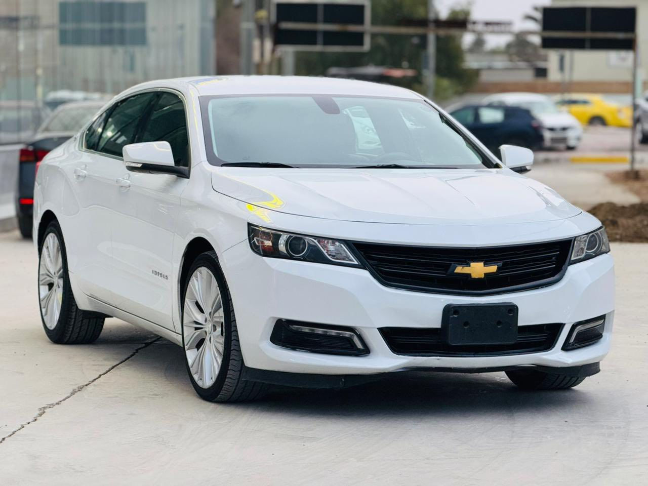 السلام عليكم ورحمة الله
شوفرليت امبالا 2019 للبيع أو مراوس بشمالي فقط ..
سيارة جديدة   . بيهة فقط شبرين صبغ بالصندوق + بارد  الجاملغ السكن امامي . بدون ايرباك
كاملة بدون اي نواقص
مواصفات...
تحكم ستيرن... مثبت سرعة...
هند بريك بصمة...تشغيل عن بعد 
بصمة تشغيل و٤ ابواب بصمة...
تبريد قطعتين... محرك... V6
كوشن كهرباء جلد... .نضام مانع انزلاق و ABS
كامرة خلفية دوارة... قاصة...
السعر 139 بيها مجال شي بسيط

العنوان // شركة الحاج اركان ويس مراد لتجارة السيارات  
خانقين - قرب متنزه نوفل 

***********
