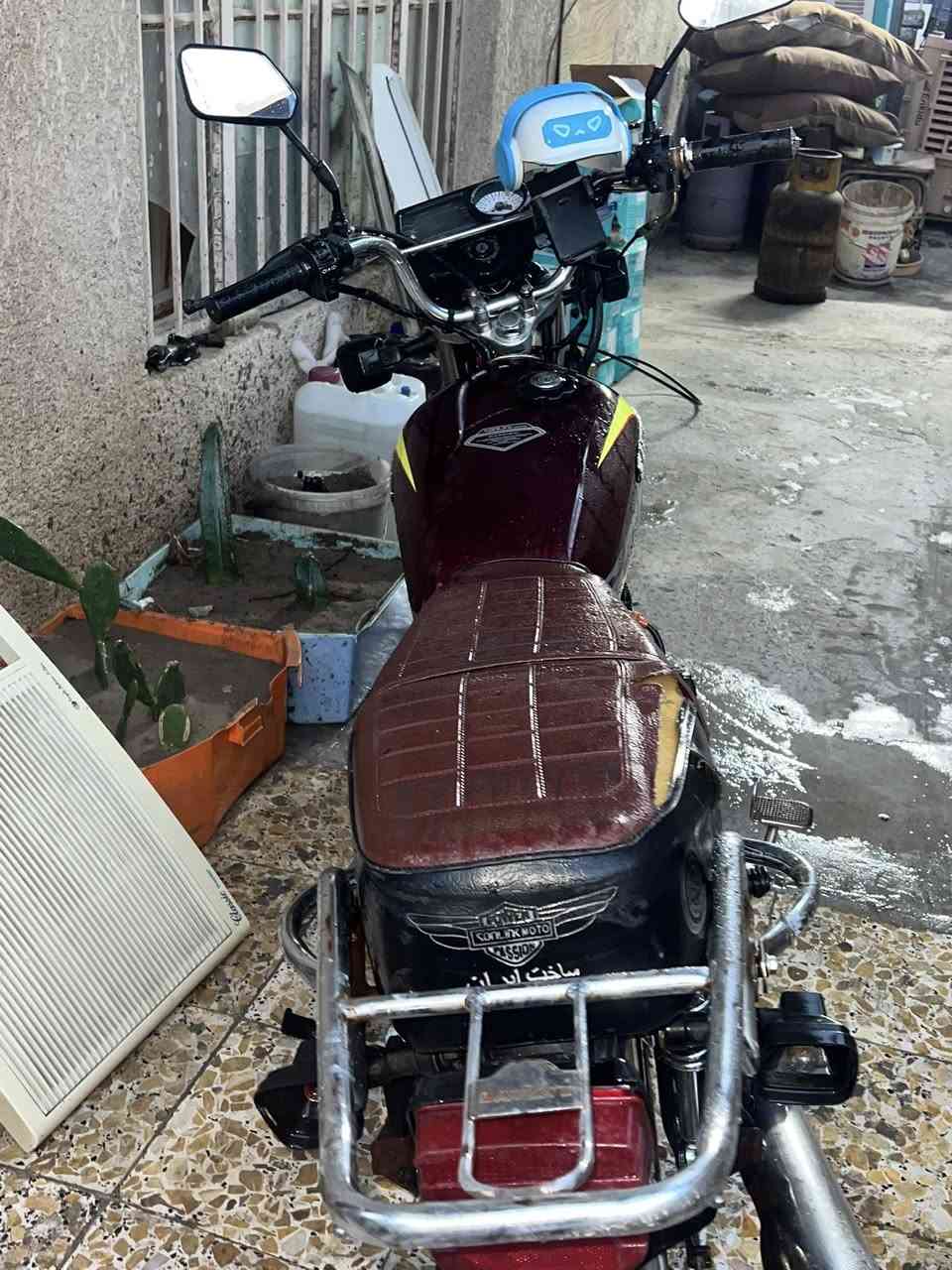 السلام عليكم من رخصة الادمن
اعادة نشر بسبب الوعود الكاذبة 
دراجة ايراني سيفان موديل ٢١ 
دراجة اوراقهة ضايعة نضيفة من كل النواحي ع كد الدوام وارجع بيهة دراجة خبر من الله 
تايرات جدد وباتري جديد اشاير دشبول كلهن شغالات 
نقص بيهة بس ستاند تعليك فقط 
مكاني بغداد الحرية البستان  
رايدهة ب ٣٥٠ 
***********
