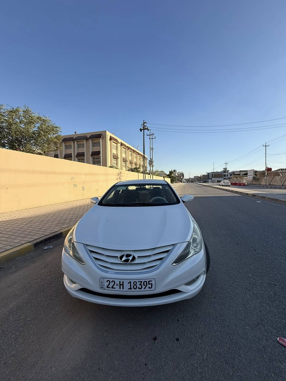لبيع هيونداي سوناتا موديل 2011
🔹 محرك 2400
🔹 رقم أربيل دولي جديد – إنجليزي

السيارة مرتبة ونظيفة
✅ بيها مكانين بارد بالشاملغ الخلفي فقط
✅ كشرها من الخارج كلش حلو ونظيف
✅ غرفة السيارة من الداخل كلش نظيفة
✅ تبريد أمامي وخلفي (تبريدها ثلج)
✅ ويلكب
✅ السيارة جاهزة وما محتاجة شي

📍 مكان السيارة: النجف – حي الجامعة
🔍 تيجي تفحص وتشوف السيارة، بالخدمة

📞 للتواصل: ***********
