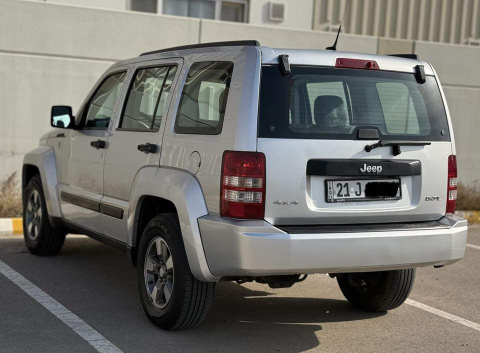 سلام عليكم
جيب لبرتي موديل ٢٠٠٨ محرك ٣٧٠٠ رقم سليمانية الجديد باسمي
رقم وهزه و سنوية كله جديد تريد وكالة او تحويل اني حاضر
السيارة نظيفة خارج وداخل
و جاهزة من كلشي 
كير محرك كهربائيات تبريد تدفئة صدر كله مكفول
تخم تاير جديد
بيها صبغ بنيد فقط بدون دواخل / ايرباكات كلها سليمه
مكان السيارة بغداد / الكرادة
السعر المطلوب / ٩٤ $ ورقة
للإستفسار / ***********
