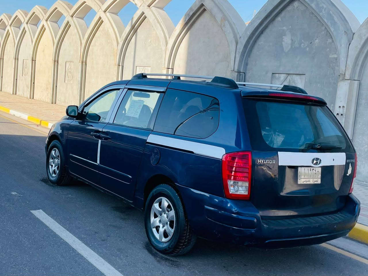 السلام عليكم للبيع كيا سيدونه مديل 2008 وارد أمريكي مكفوله كفاله عامه كلين تايتل موصفا مكينه 6 سلندر سبعه راكب تلاث. قطع تبريد سنويه لغاية 28 السيارة جديده حيل وجاهزه واي نقص مابيه كير مكينه مكفولات حداديه تخم تاير تدفه تبريد ثلج السعر 108 لاستفسار اكثر لاتصال على الرقم *********** مكان السيارة كربلاء مكلف بل نشر
