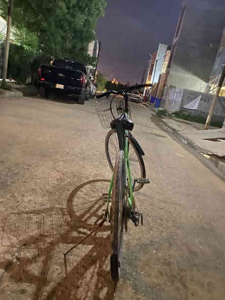 باسكل ياباني تحكم كير 8 سرع وأمامي 3 سرع السعر 125 الف وبي مجال الموقع بغداد الشعب حي البساتين للتواصل الرقم ***********
