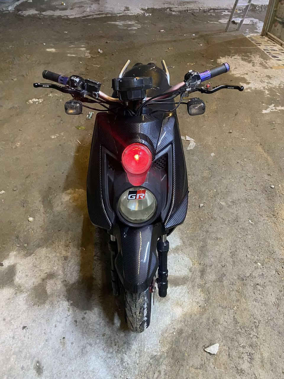 السلام عليكم سكنس جبلي للبيع دراجه كفاله عامه مكينه جديده كهربائيات كله شغال شلعه ومعدل وين مايعجبك شغل واطلع السعر مليون و50 وبيها مجال مكاني الحسينيه راشديه الرقم ***********
