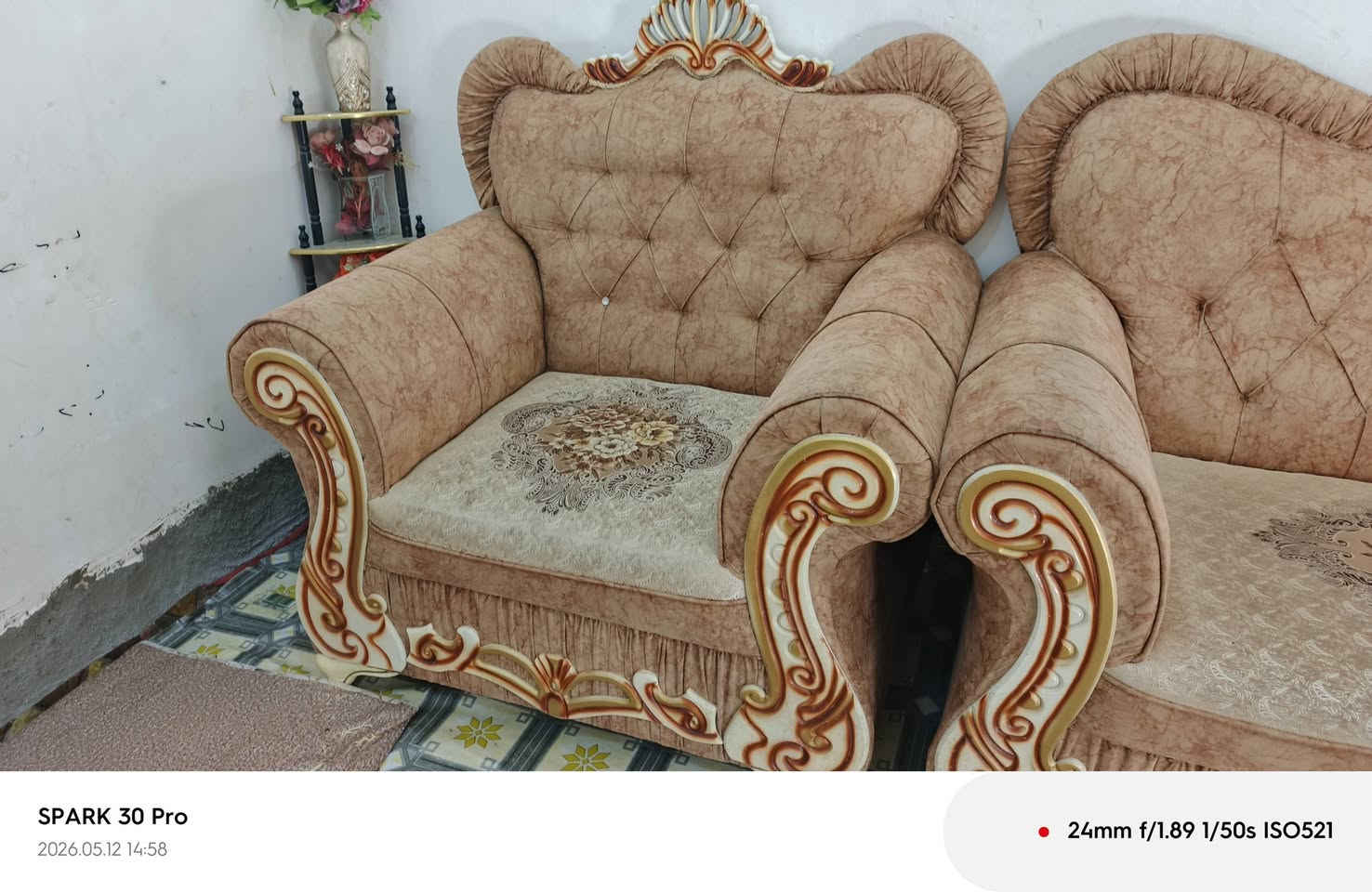 للبيع غراض
تخم حطاطه 10 مقاعد سعر 500وبي مجال 
ثلاجه تجميد فول سعر 160 وبيه مجال 
كاونتر قطعتين سعودي قياس 3مترات سعر 225 وبي مجال للاستفسار اتصل على رقم *********** أو ***********
