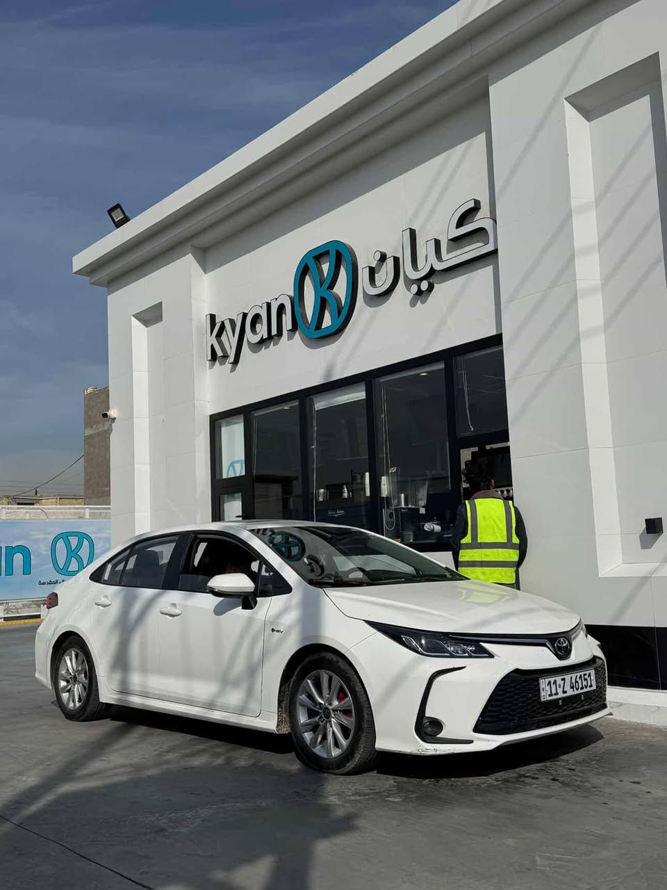 كورلا هايبرد وارد الصين
موديل 2024
فول مواصفات عده الكشن مو كهرباء 
ماشيه 10،000
مكفوله كفاله عامه
رقم بغداد ب اسمي 
السعر 157
***********
