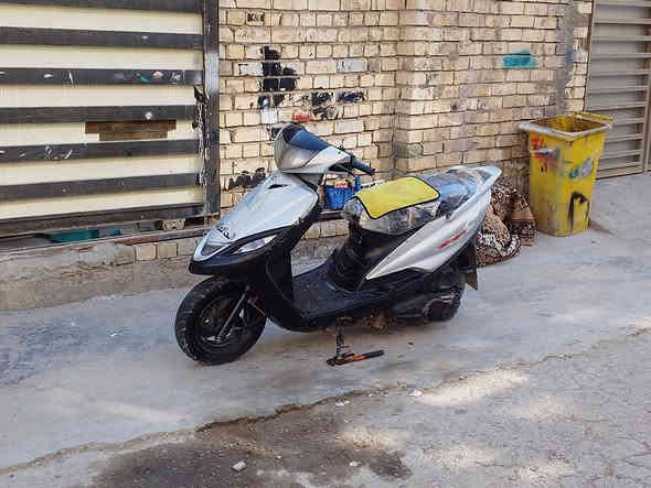 سلام عليكم دراجة ماكس 140 دراجة جاهزة مكينة جديدة كهربائي شغالة سلف شغال أو هندر دراجة جاهزة  السعر 280 بيه مجال الطيبين الرقم *********** مكان بغداد الدورة
