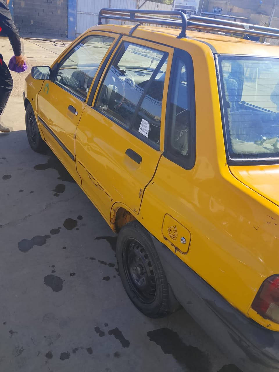 السلام عليكم سايبا موديل 2012 
كير مبدل جديد مكينه تبخير 
بأسمي سياره رقم بغداد سعر 22 ورقه بيها مجال 
مكاني الاعضميه 
اتصال برقمي ***********
